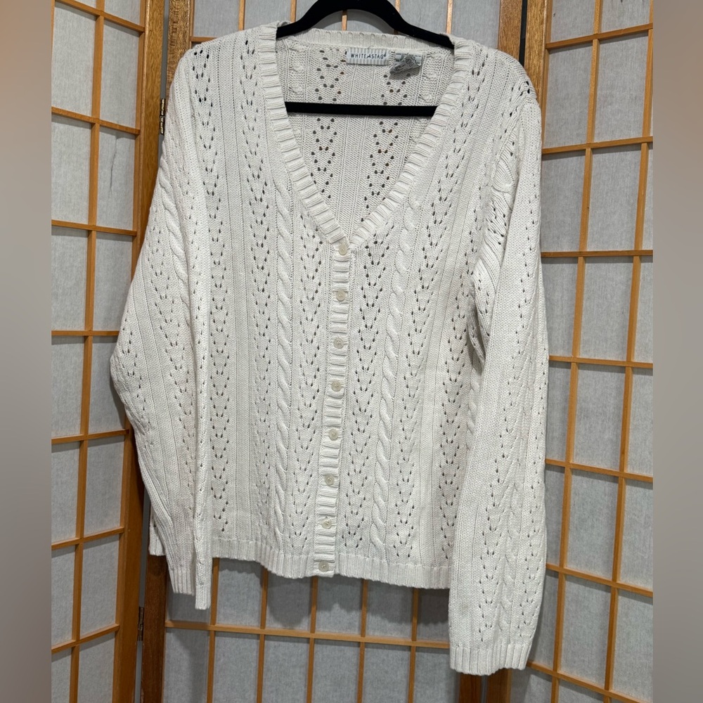 White Stag Women's Cream V-Neck Sweater